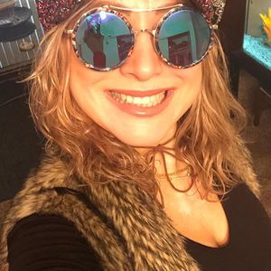 Meet your Posher, Rosana